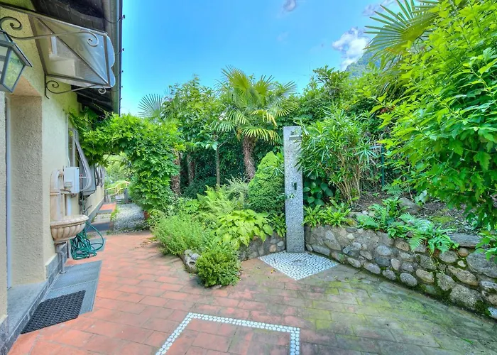 Casa Francesca Garden And View - Happy 빌라