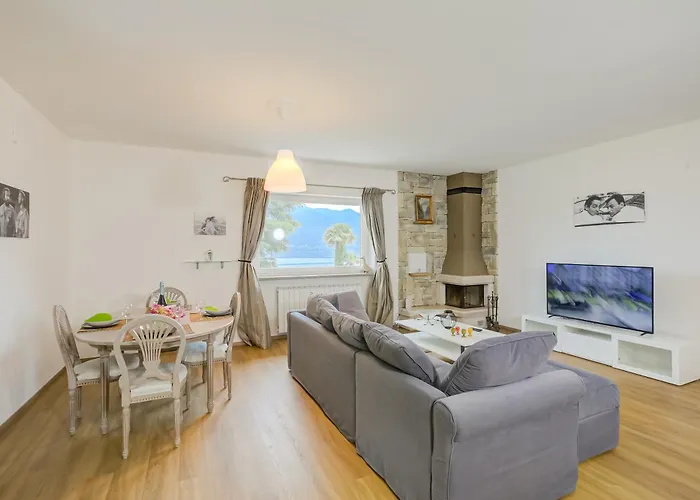 빌라 Casa Francesca Garden And View - Happy *