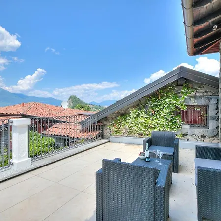 Casa Francesca Garden And View - Happy * Castelveccana