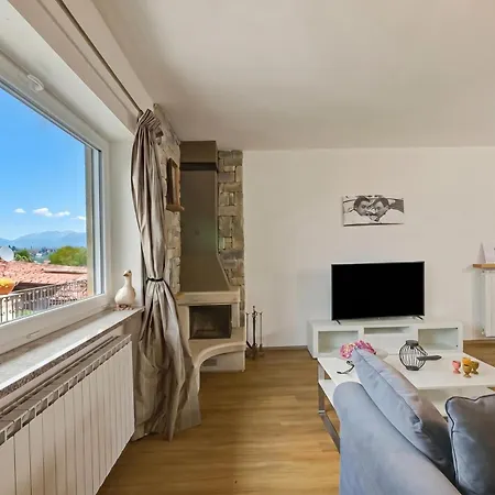 Casa Francesca Garden And View - Happy Villa Castelveccana