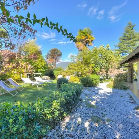 Casa Francesca Garden And View - Happy Villa Castelveccana